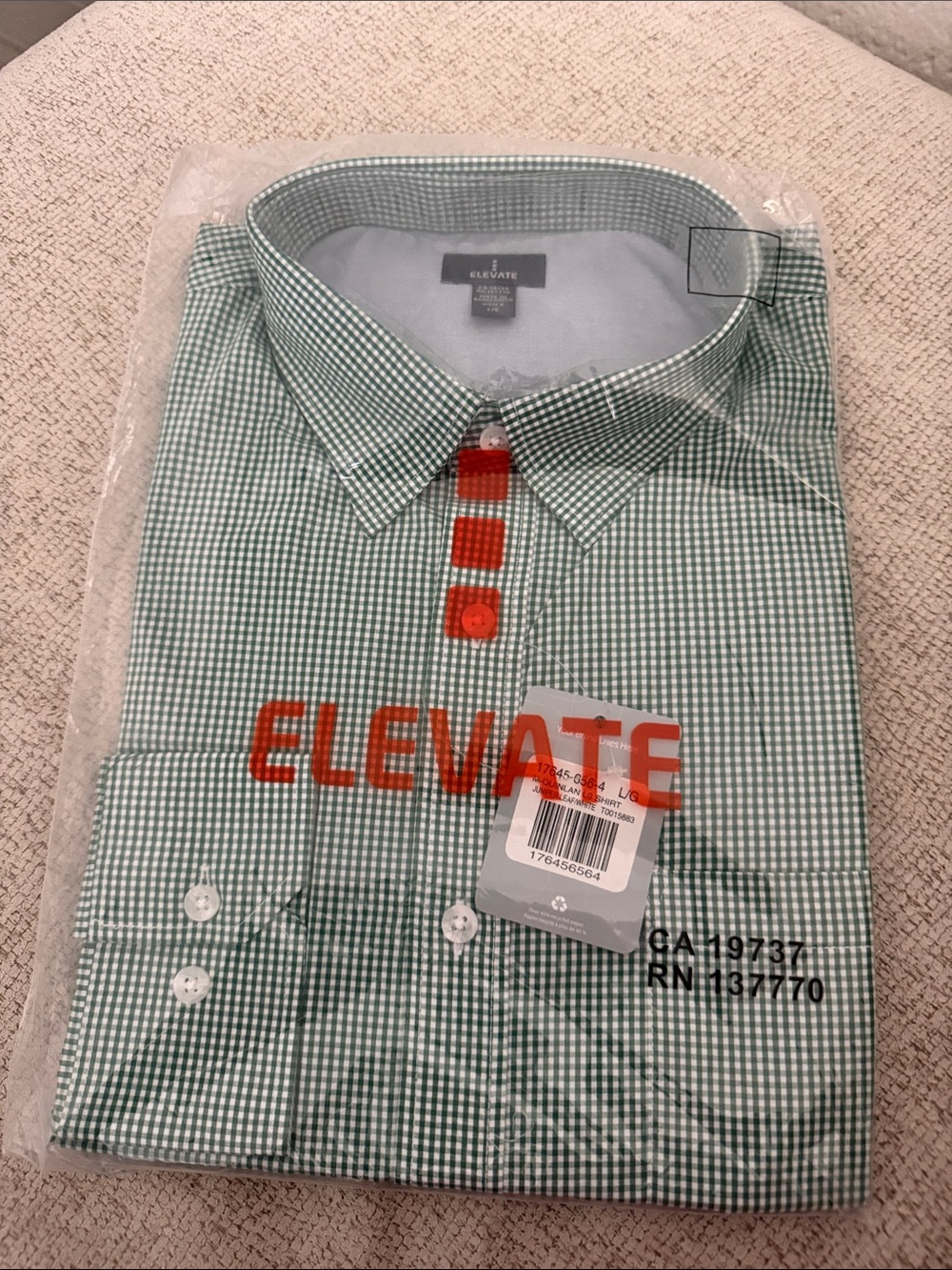Elevate Men's Green Micro-Gingham Dress Shirt